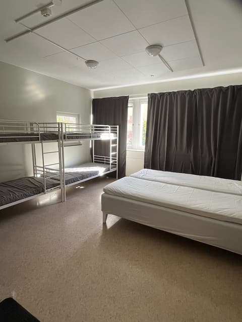 City Hostel 46