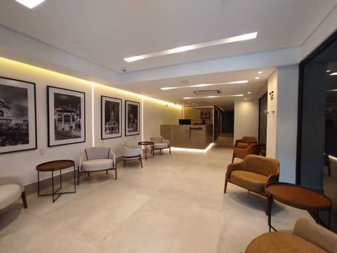 Bah Hotel, Reception