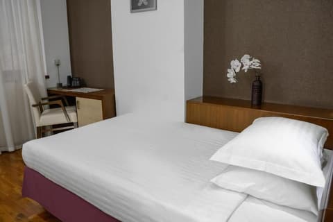 City5 Rooms and Suits