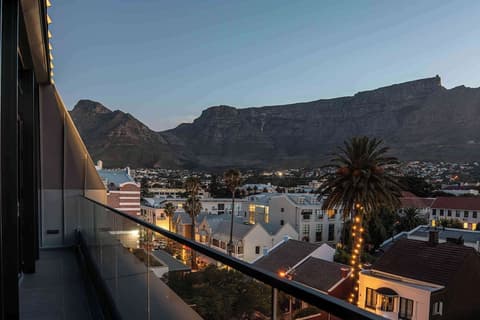 Canopy By Hilton Cape Town Longkloof