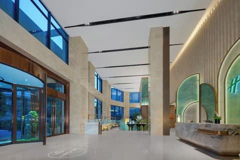 Holiday Inn Hotel and Suites Chongqing Nanan by IHG, Exterior