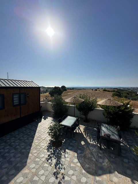 Mavi Restaurant & Apartments 3