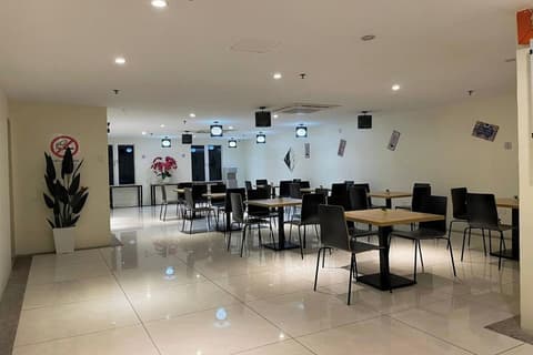 Hotel Seri Warisan Melaka, Stadium Hang Tuah