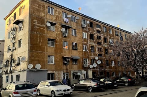 Urban Studio for a Real Ghetto Experience, Exterior