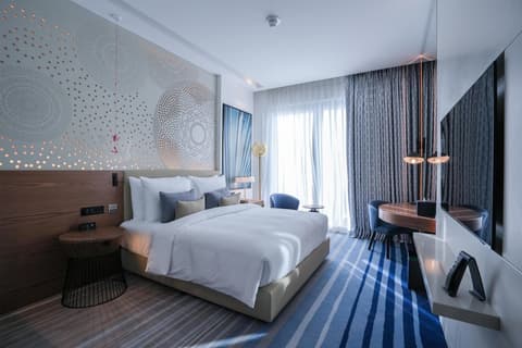 Tumbi Hotel Dubai The Palm, Tapestry Collection by Hilton