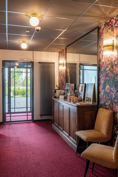 SmartAppart Caen République, Interior entrance