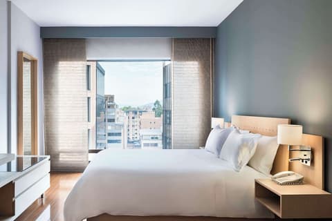 Doubletree By Hilton Bogota Calle 100,Co