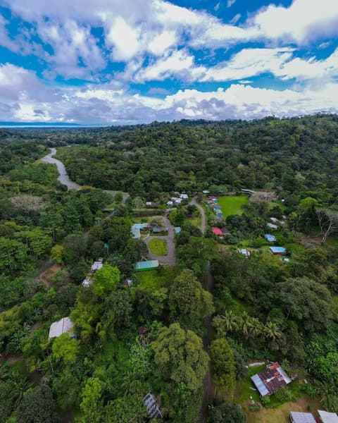 Ventanas en Corcovado, Exterior