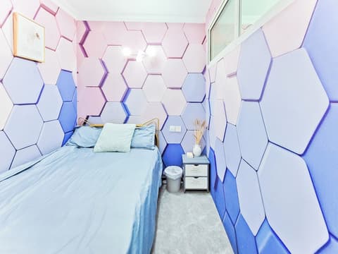 31Mahjong Projection 3bedr Subway Bund