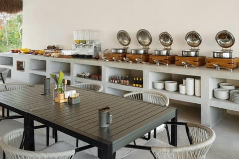 Wyndham Tulum, Breakfast area