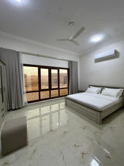 Modern desert gate resort, Room