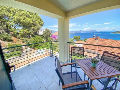 Eco Apartments Sunshine with heated pool