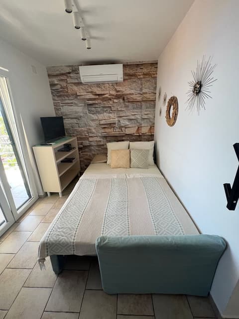 Eco Apartments Sunshine with heated pool