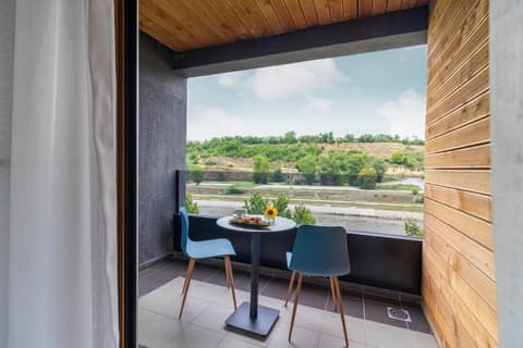 Next Door Park, Room