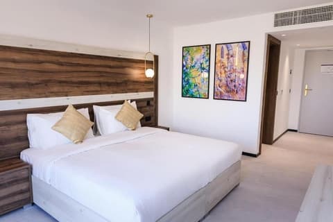 CA Sand Dune Hotel