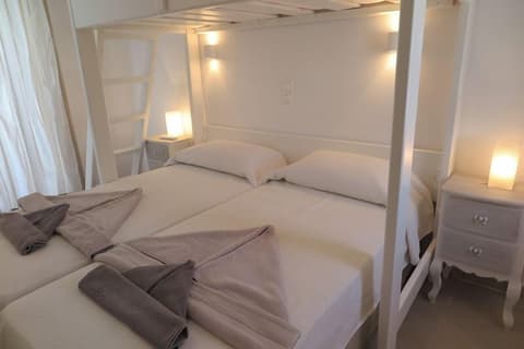 Afroditi Studios & Villas