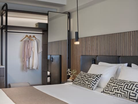 Rocca A Mare Heraklion - Handwritten Collection, Room