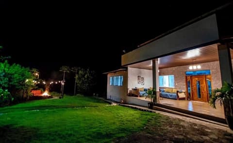 Amancay House