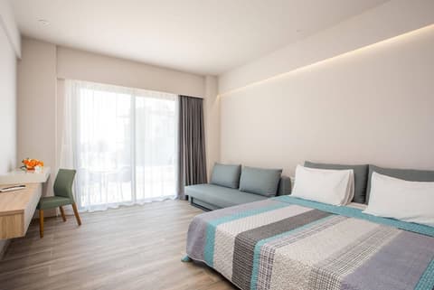 Gennadi Seaside Resort