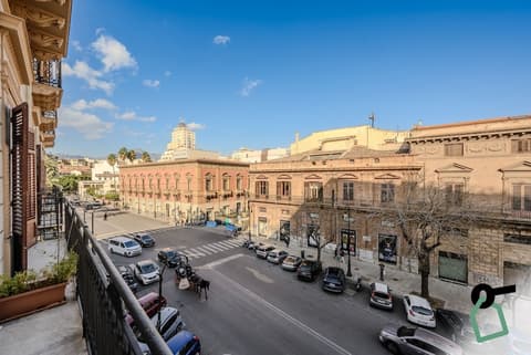 Hotiday Palermo Palco Noir