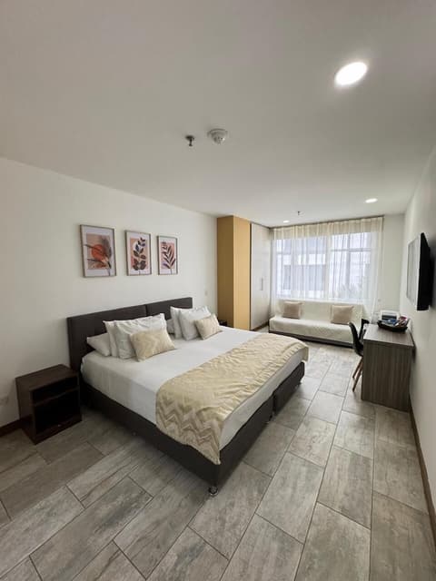 Hotel Rosales Suites