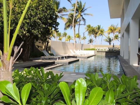 Hotel Miragua Playa El Agua, Pool