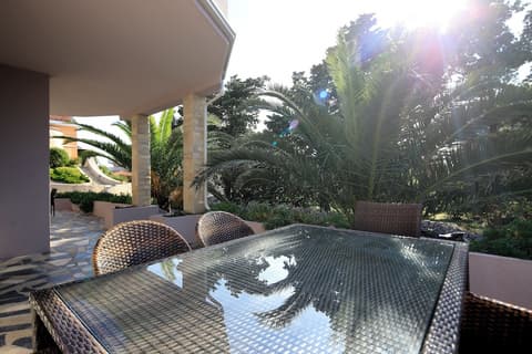 Apartments Lola