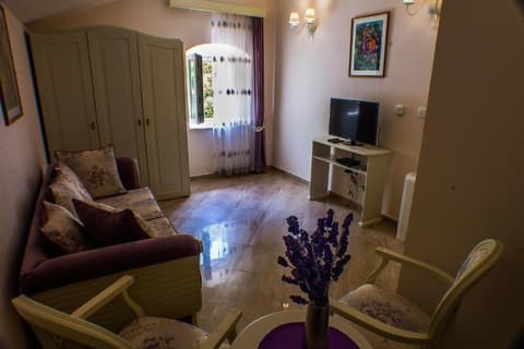 CASA DEL SOL ROZALIA