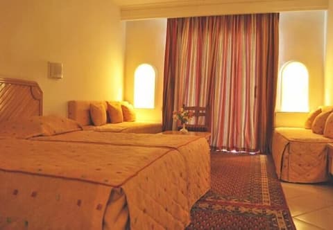 Golf Residence- Family Only