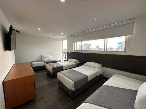 Hotel Expohotel Ferial