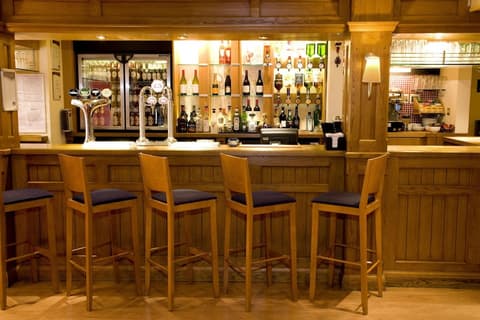 Premier Inn London Putney Bridge, Restaurant