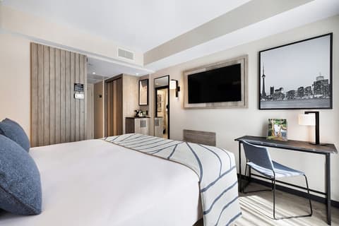 Hotel Riu Plaza Toronto, Room