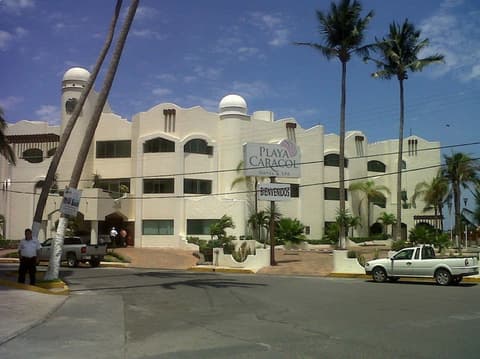Hotel Playa Caracol, Front of property