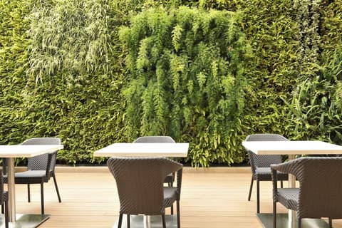 Bs Rosales Hotel And Suites