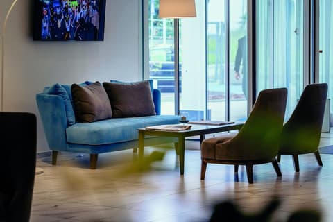 Diamante Mhotel, Reception