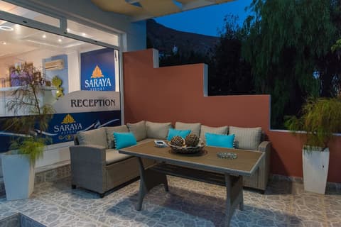 Saraya Resort, Reception