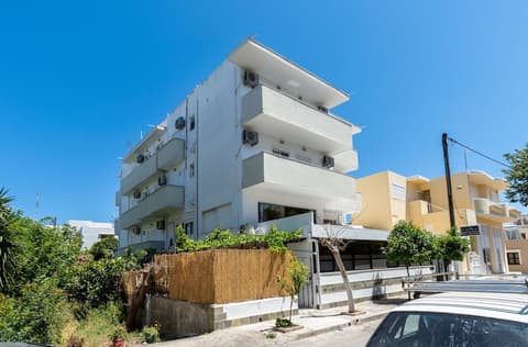 Lefka Hotel, Apartments & Studios