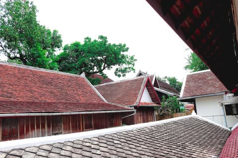 Ban Lakkham River View