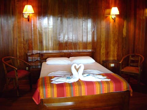 Miss Junies Lodge