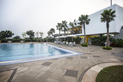 de Green Inn, Outdoor pool