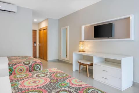 Emotions by Hodelpa - Juan Dolio - All inclusive