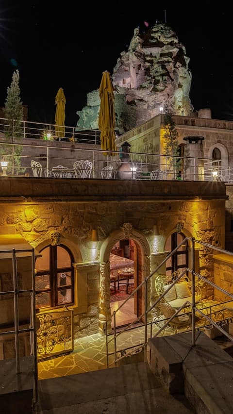 Elika Cave Suites & Spa