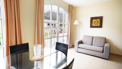 Coral Los Silos - Your Natural Accommodation Choice, Room