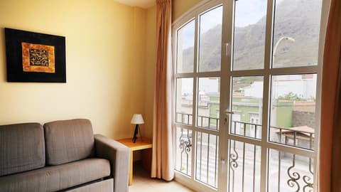 Coral Los Silos - Your Natural Accommodation Choice