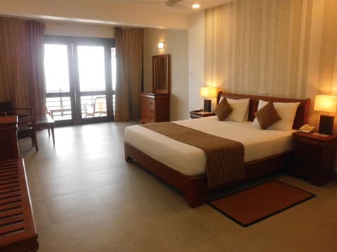 Paradise Beach Club, Room