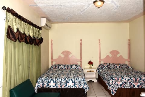 Marine View Hotel, Room