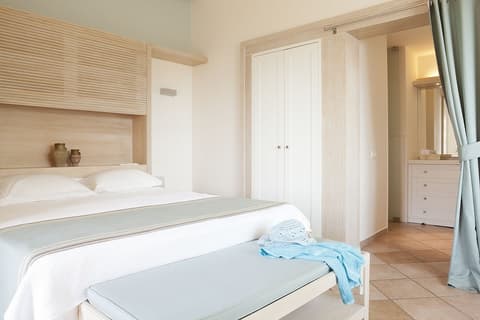 Dionysos Hotel, Room