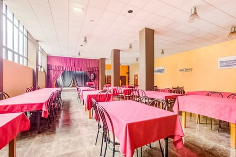 OYO Hotel Parque Empresarial, Restaurant