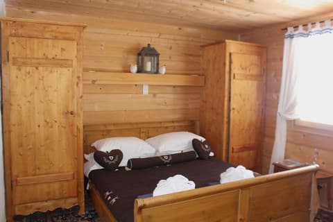 Chilly Powder - Hôtel au Coin du Feu, Room