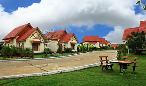 The Hotel Myat Taw Win